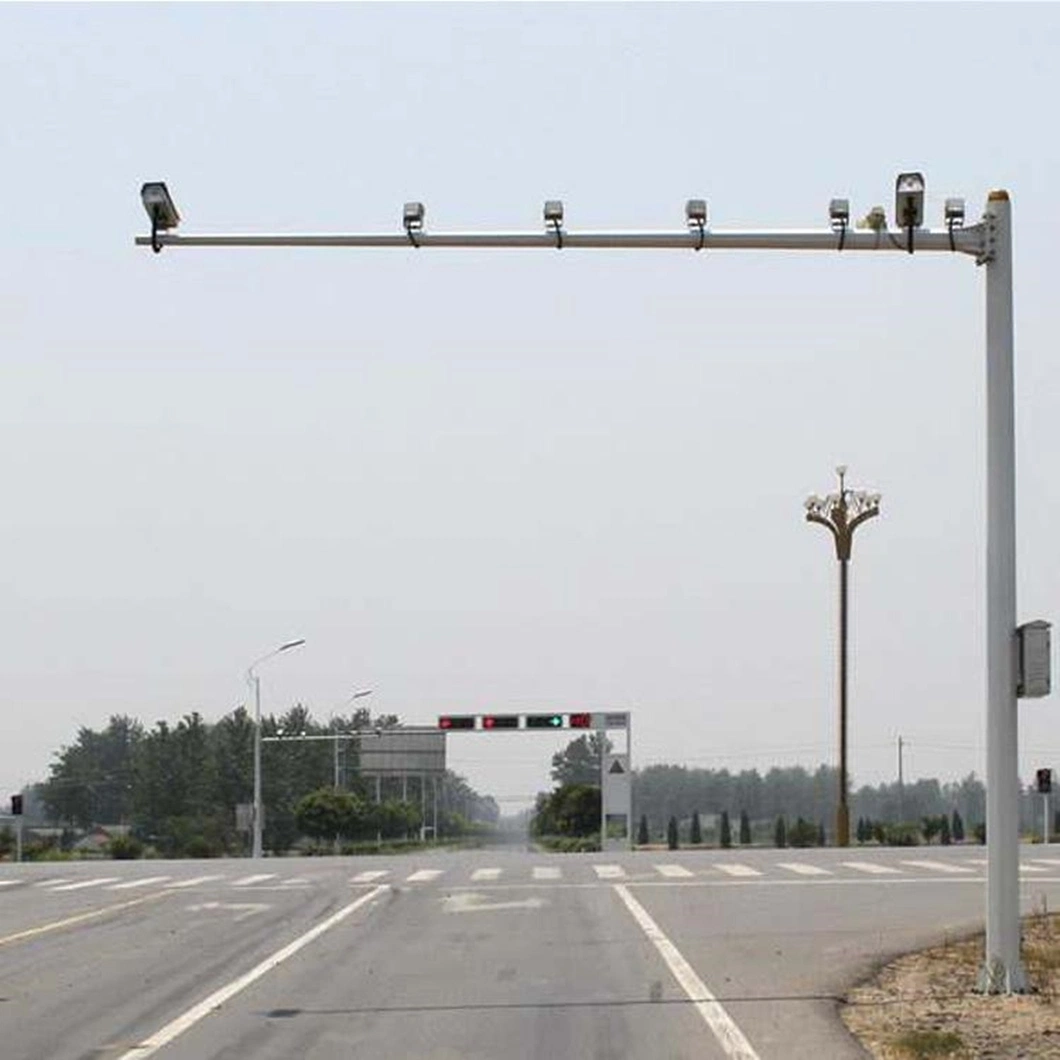 Hot DIP Galvanized Customized Steel CCTV Camera Pole for Traffic Safety